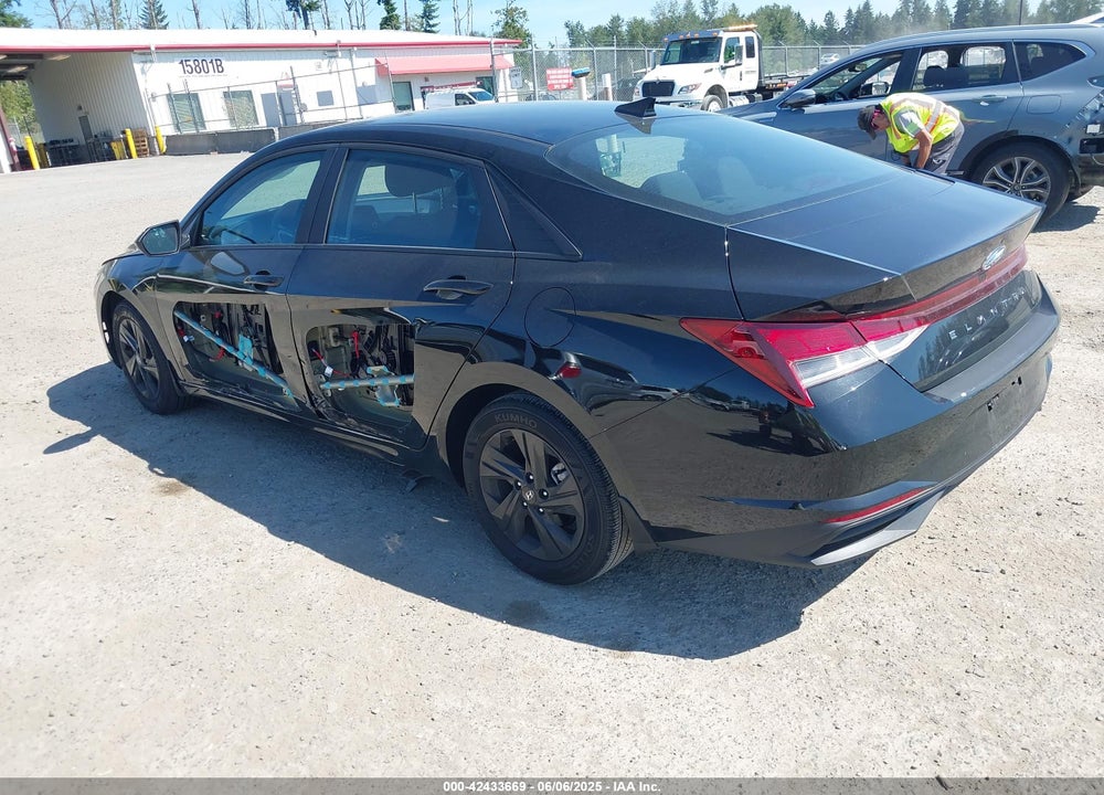 2023 HYUNDAI ELANTRA SEL VIN: KMHLM4AG0PU459693