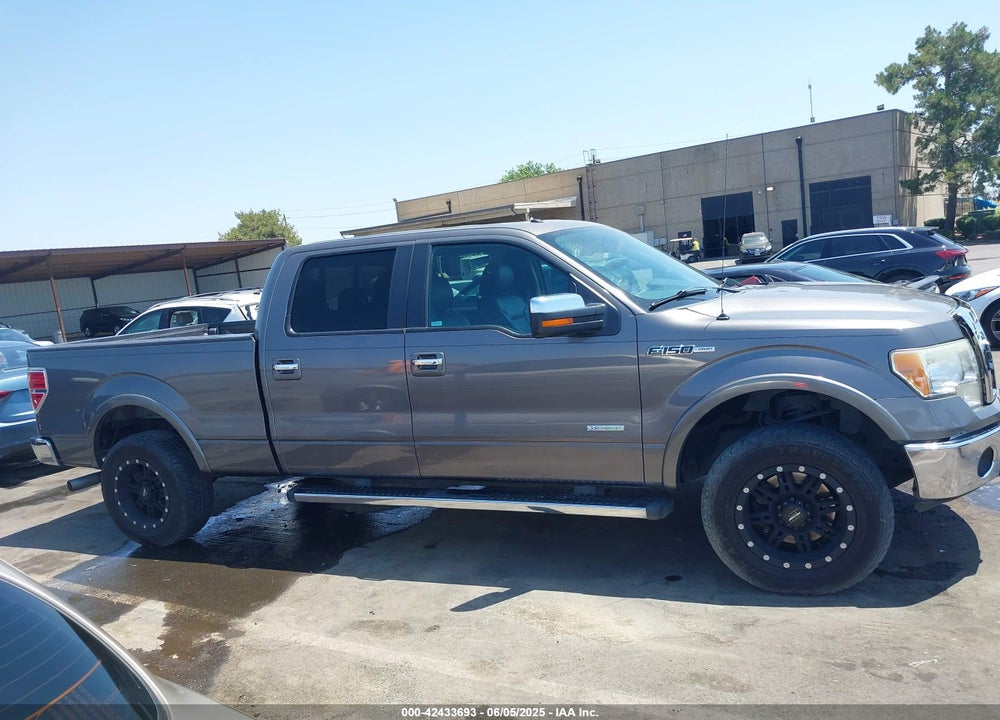 2011 FORD F-150 LARIAT VIN: 1FTFW1ET8BKD35158