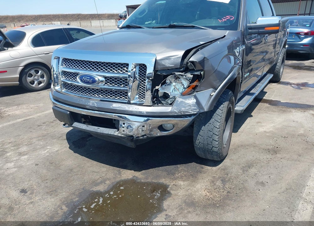2011 FORD F-150 LARIAT VIN: 1FTFW1ET8BKD35158