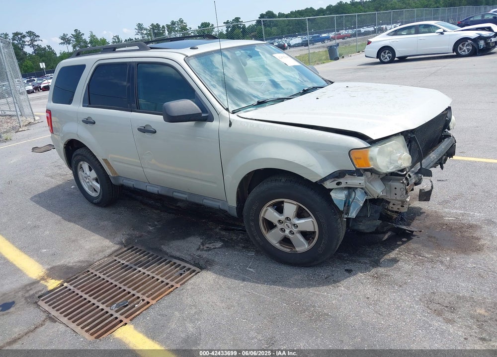 2009 FORD ESCAPE XLT VIN: 1FMCU93799KC57136