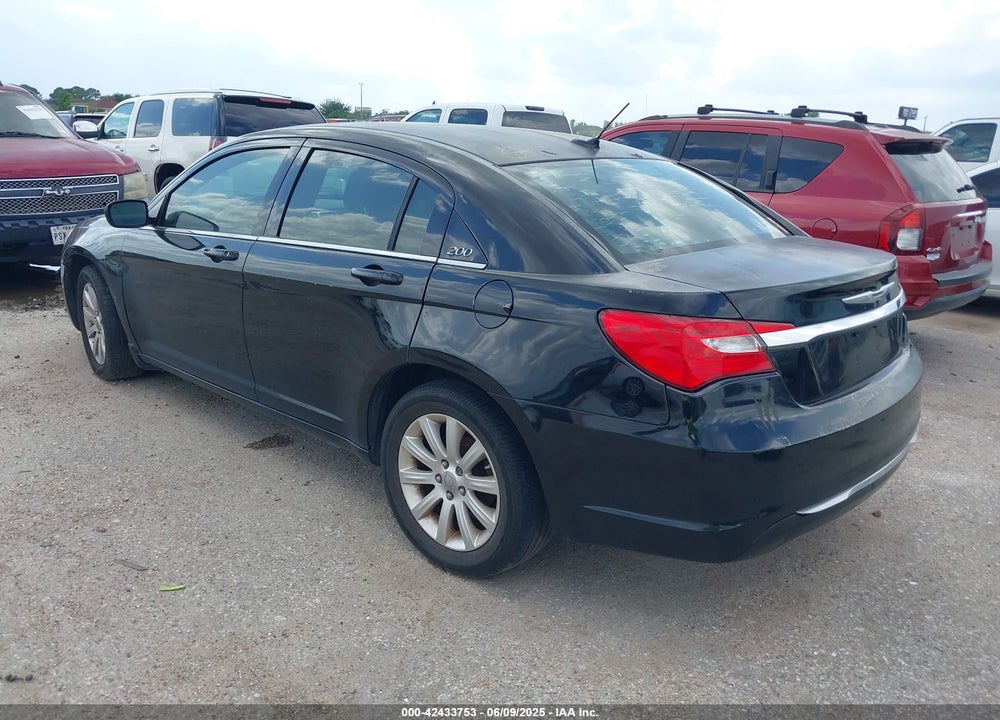 2012 CHRYSLER 200 VIN: 1C3CCBBB4CN177032