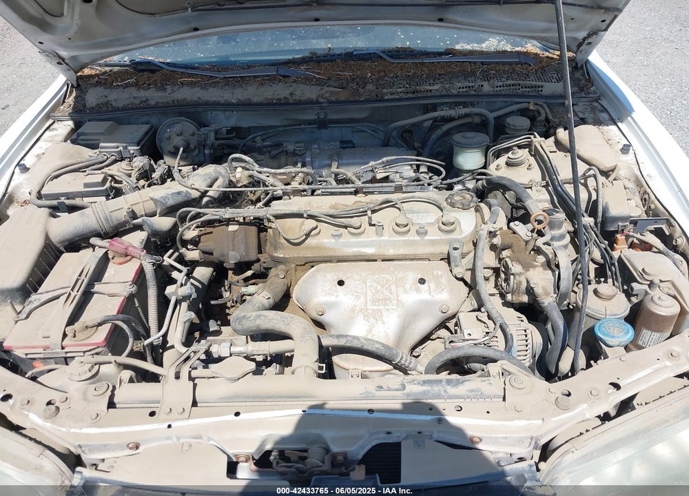 1995 HONDA ACCORD EX VIN: 1HGCD5565SA042044