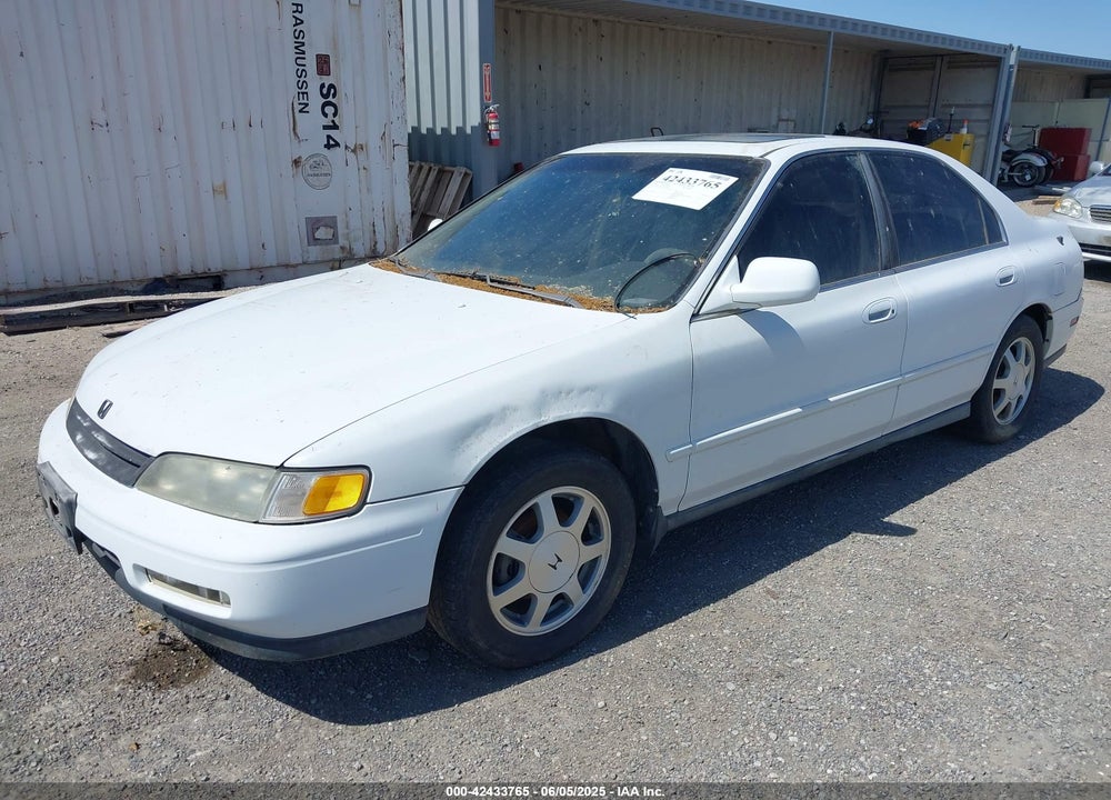 1995 HONDA ACCORD EX VIN: 1HGCD5565SA042044