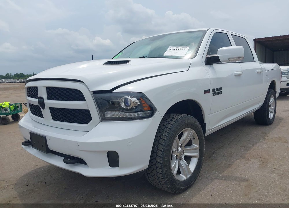 2015 RAM 1500 VIN: 1C6RR7MT0FS544500
