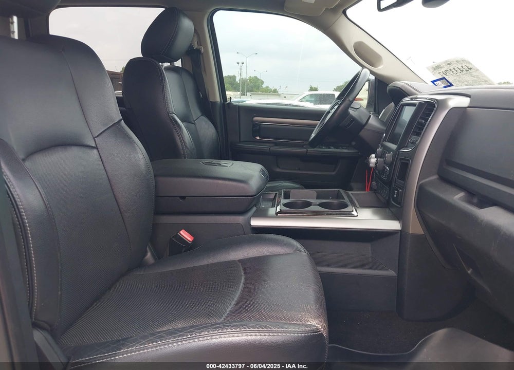 2015 RAM 1500 VIN: 1C6RR7MT0FS544500