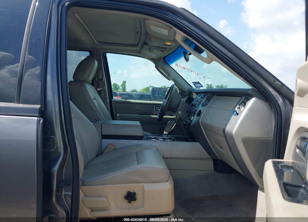 2013 FORD EXPEDITION LIMITED VIN: 1FMJU1K51DEF27492