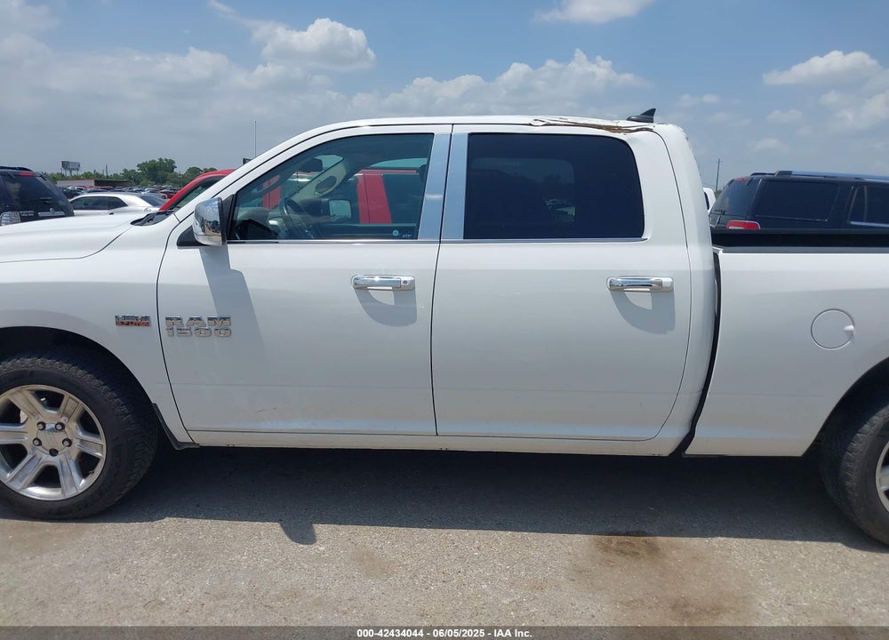 2017 RAM 1500 LONE STAR SILVER  4X2 6'4 BOX VIN: 1C6RR6TT3HS662362