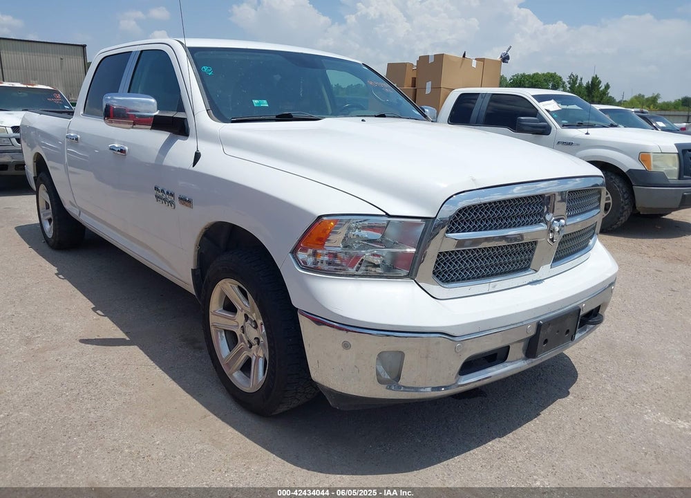 2017 RAM 1500 LONE STAR SILVER  4X2 6'4 BOX VIN: 1C6RR6TT3HS662362