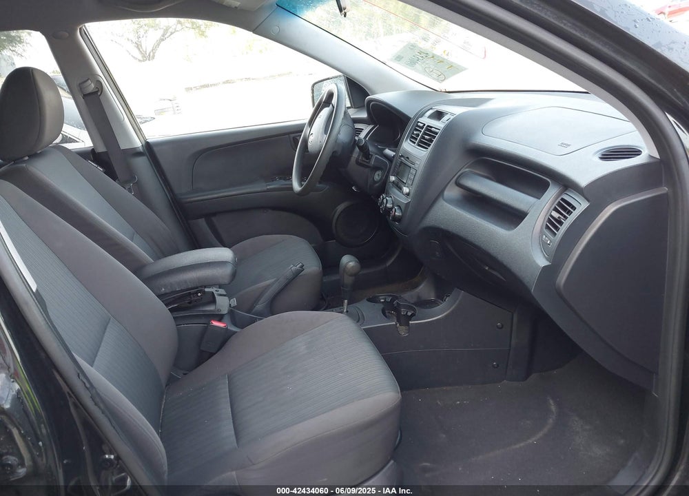 2010 SPORT KIA AGE LX VIN: KNDKG3A40A7703498