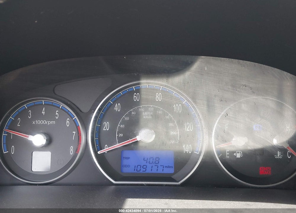2007 HYUNDAI SANTA FE VIN: 5NMSH13E57H018373