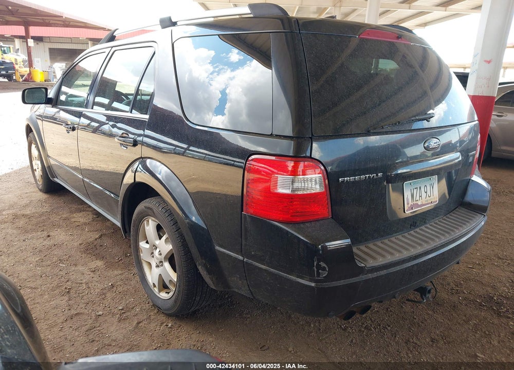 2007 FORD FREESTYLE LIMITED VIN: 1FMDK03177GA30237