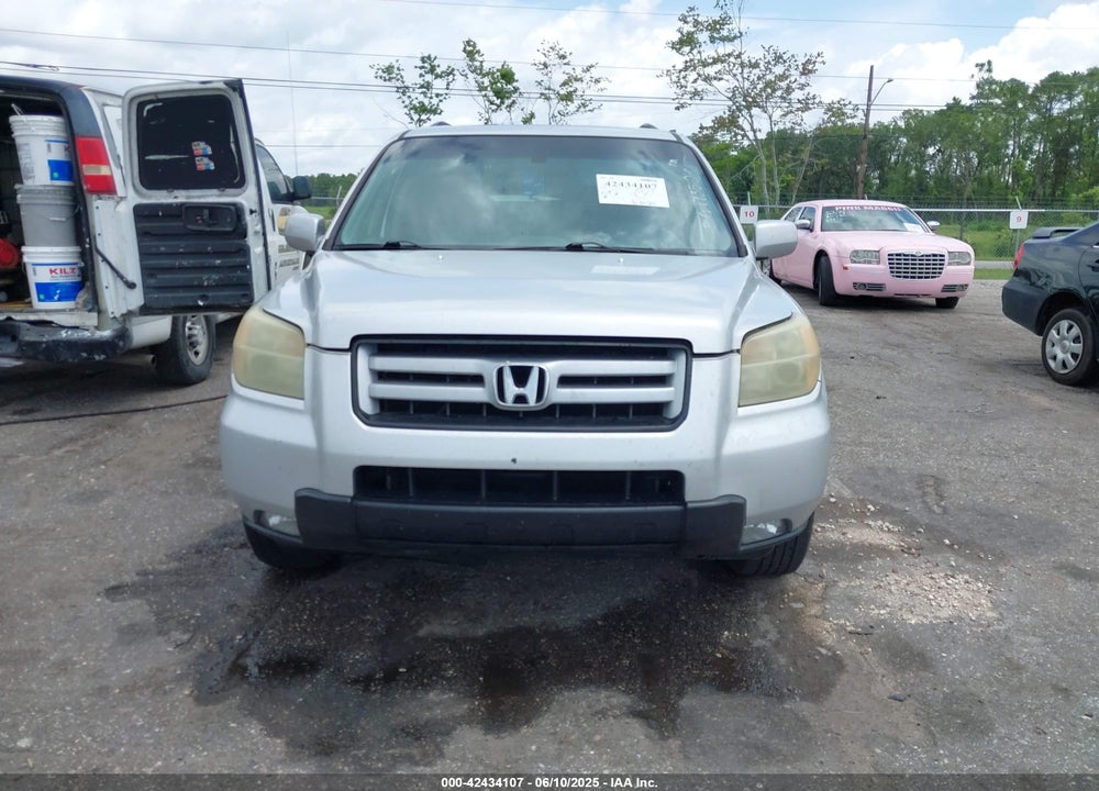2006 HONDA PILOT VIN: 5FNYF18596B017350