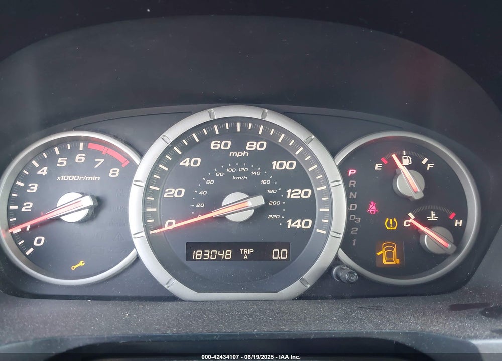 2006 HONDA PILOT VIN: 5FNYF18596B017350