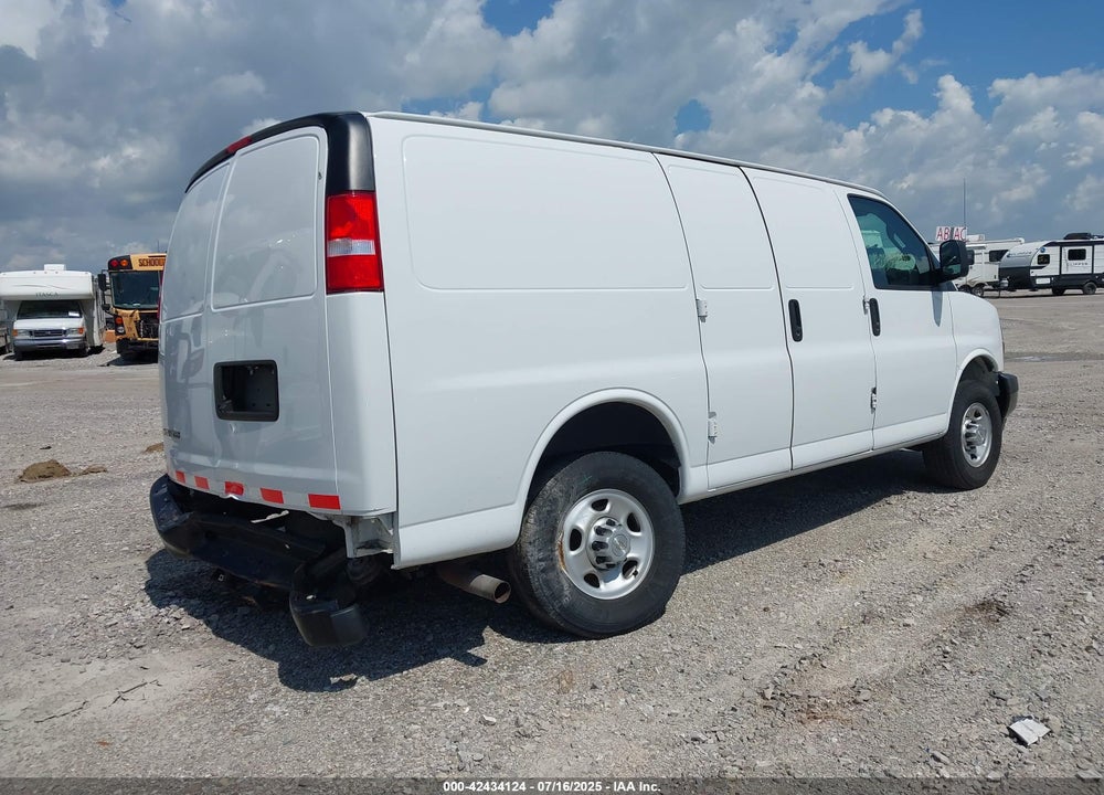 2020 CHEVROLET EXPRESS CARGO RWD 2500 REGULAR WHEELBASE WT VIN: 1GCWGAFG8L1173280