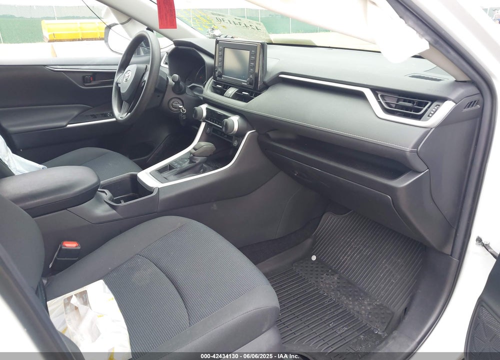 2022 TOYOTA RAV4 VIN: 2T3G1RFV2NW311659