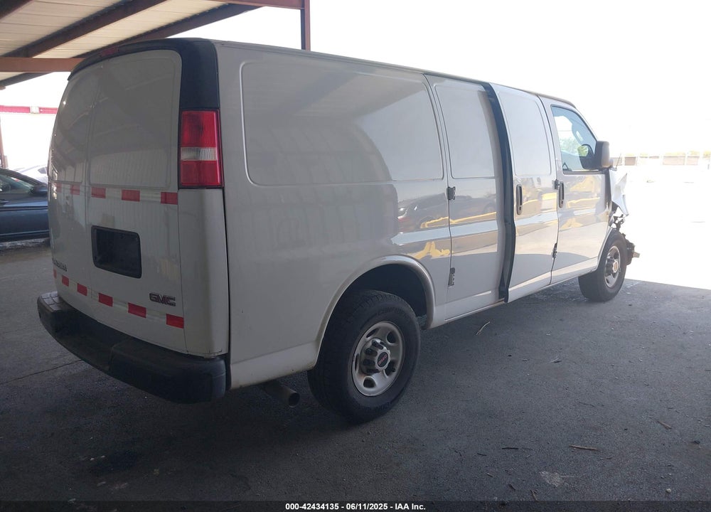 2022 GMC SAVANA CARGO RWD 2500 REGULAR WHEELBASE WORK VAN VIN: 1GTW7AFPXN1139859