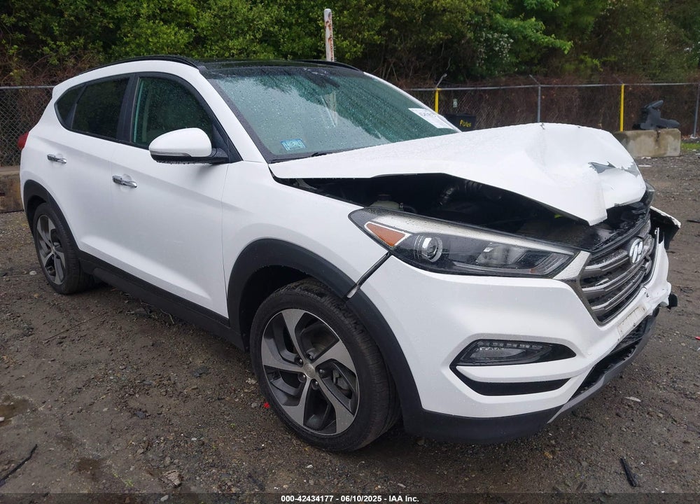 2016 HYUNDAI TUCSON LIMITED VIN: KM8J3CA24GU088045