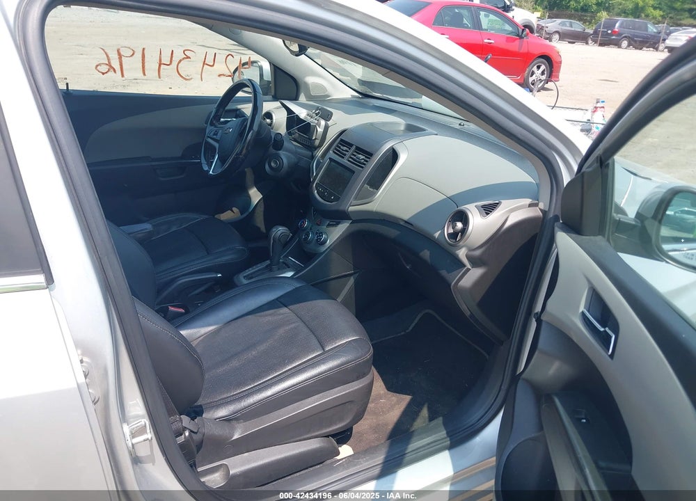 2013 CHEVROLET SONIC VIN: 1G1JE5SH6D4173728