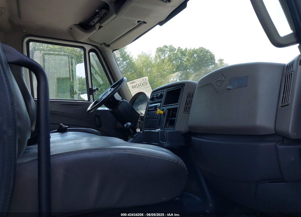 2019 INTERNATIONAL DURASTAR 4300 VIN: 1HTMMMML0KH773009