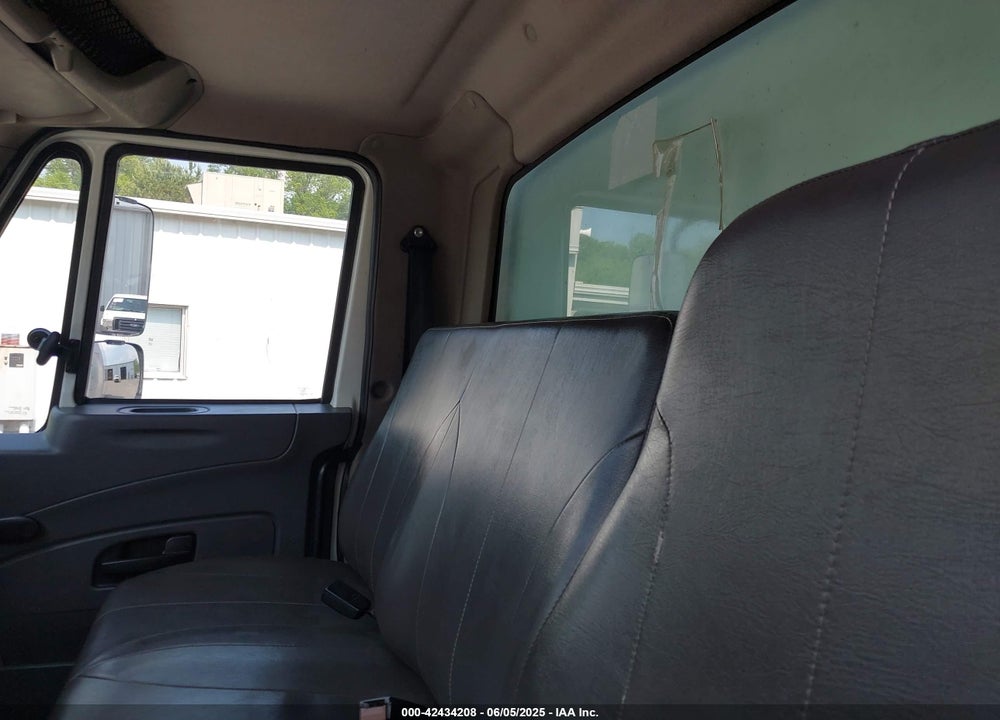 2019 INTERNATIONAL DURASTAR 4300 VIN: 1HTMMMML0KH773009