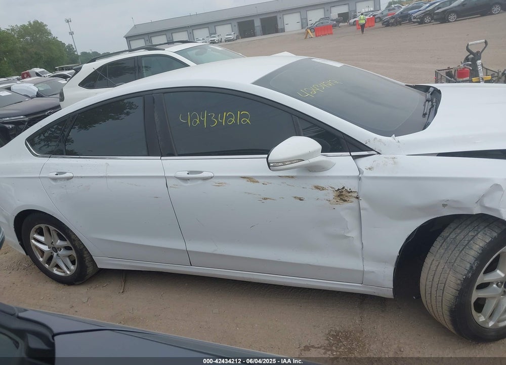 2016 FORD FUSION VIN: 1FA6P0H73G5132096