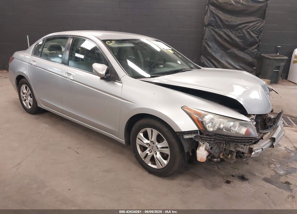 2008 HONDA ACCORD 2.4 LX-P VIN: 1HGCP26448A133947