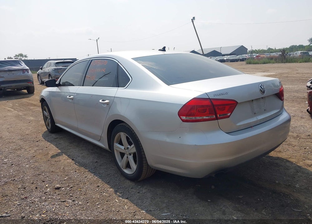 2014 VOLKSWAGEN PASSAT VIN: 1VWBS7A3XEC095108