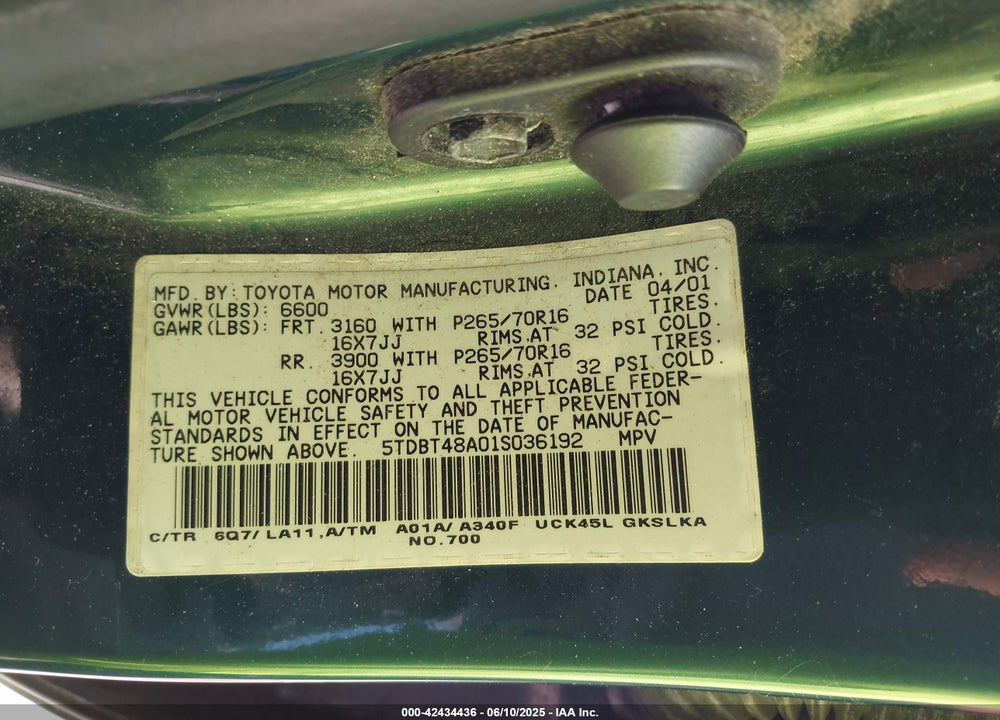 2001 TOYOTA SEQUOIA LIMITED V8 VIN: 5TDBT48A01S036192