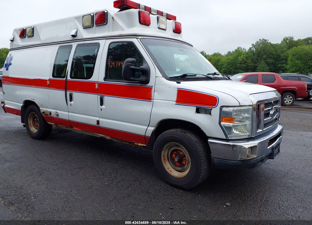 2011 FORD E-350 SUPER DUTY COMMERCIAL VIN: 1FDSS3ES3BDA82263