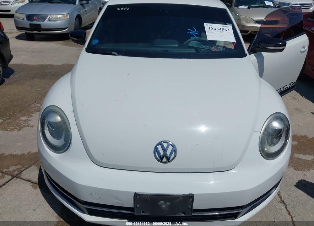 2012 VOLKSWAGEN BEETLE 2.0T TURBO VIN: 3VW467AT8CM638044