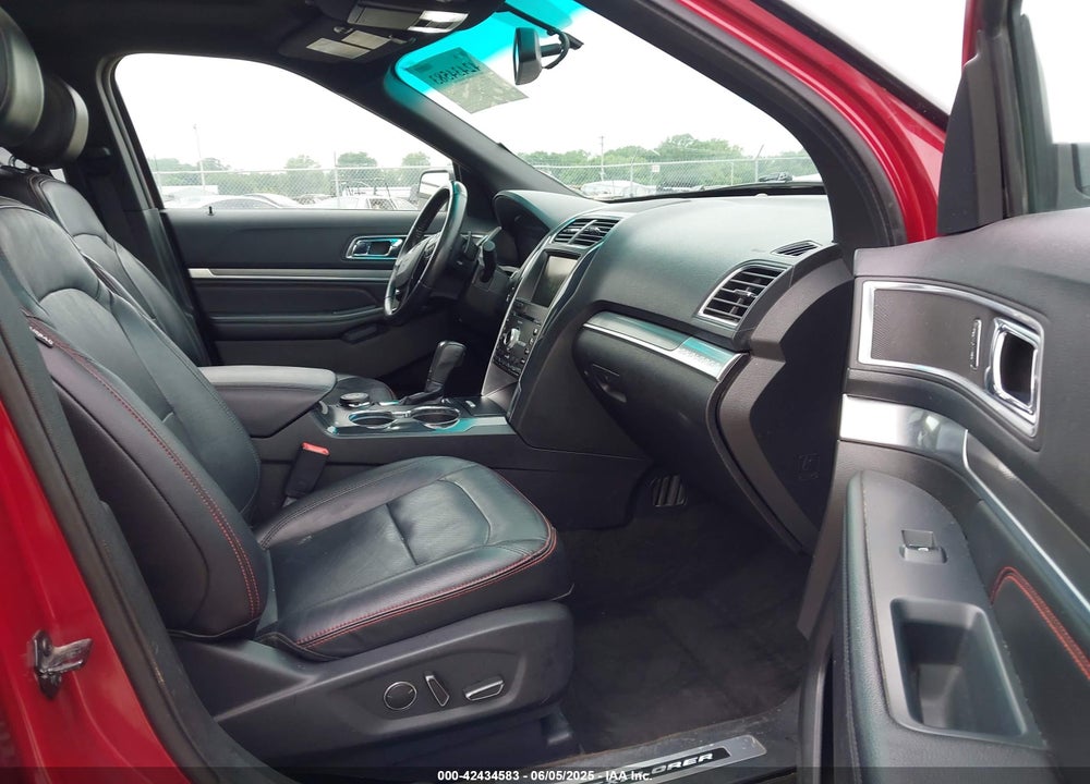 2016 FORD EXPLORER VIN: 1FM5K8GT1GGA13951