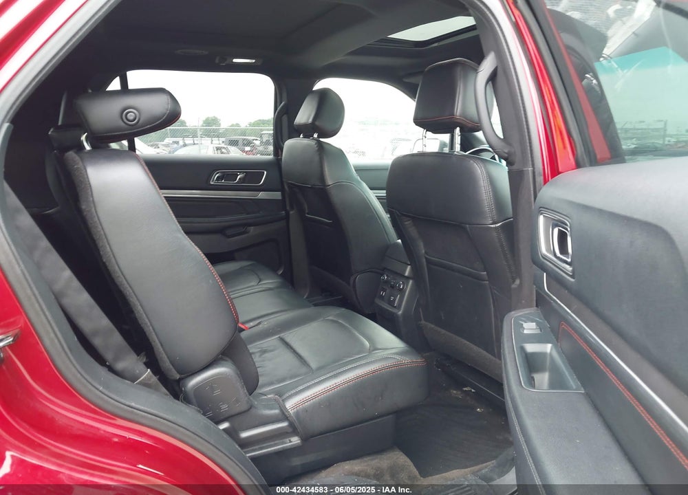 2016 FORD EXPLORER VIN: 1FM5K8GT1GGA13951