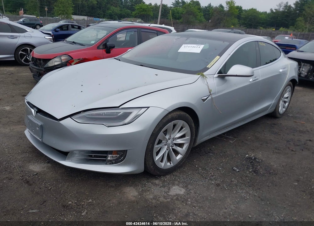 2018 TESLA MODEL S VIN: 5YJSA1E26JF264767