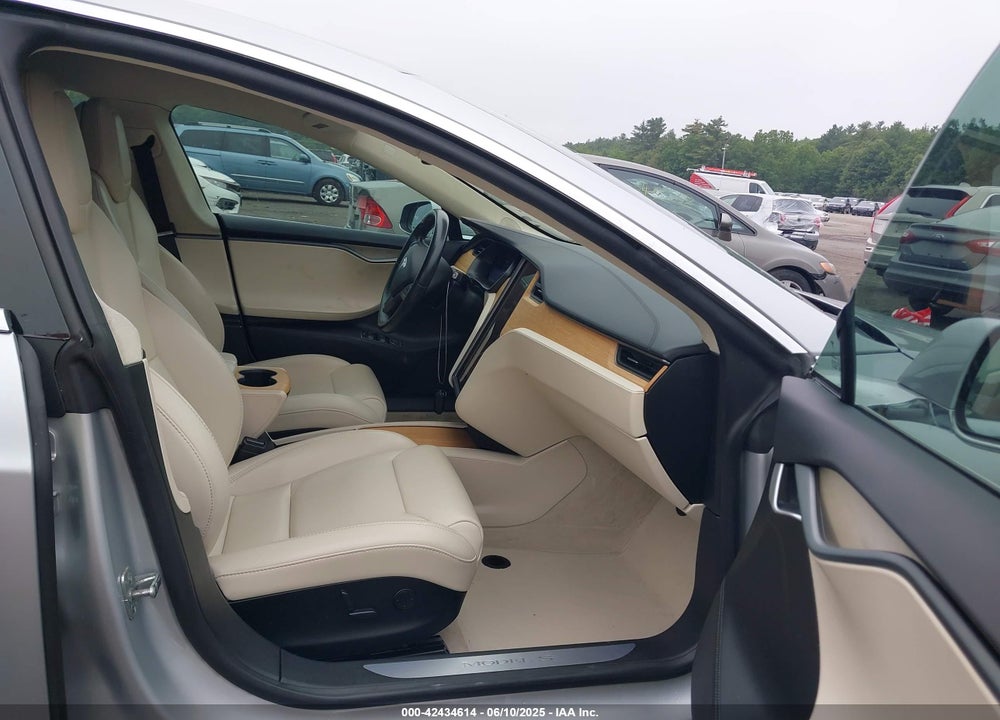 2018 TESLA MODEL S VIN: 5YJSA1E26JF264767