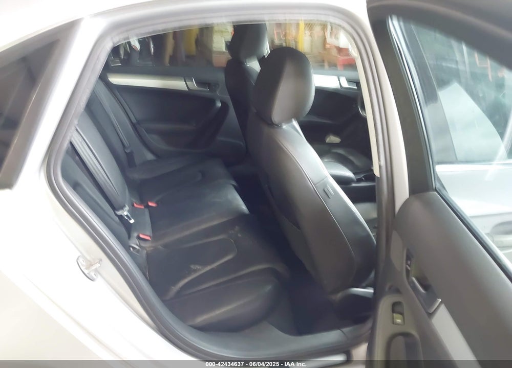 2010 AUDI A4 2.0T PREMIUM VIN: WAUFFAFL0AN046400