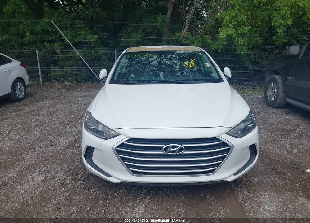 2017 HYUNDAI ELANTRA SE VIN: 5NPD84LF1HH115464