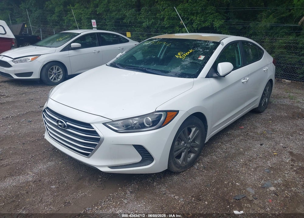 2017 HYUNDAI ELANTRA SE VIN: 5NPD84LF1HH115464