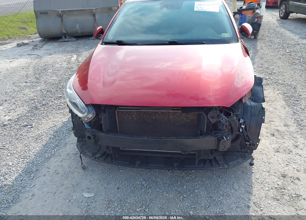 2019 KIA FORTE S VIN: 3KPF34AD2KE114389