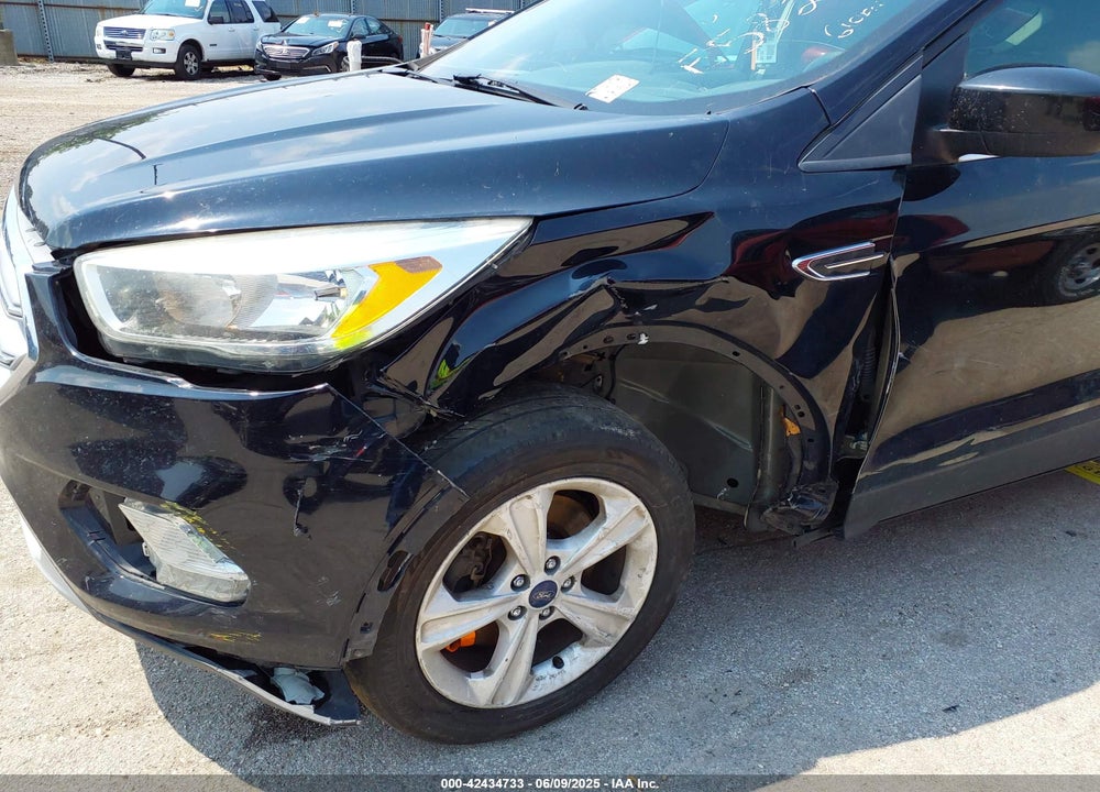 2017 FORD ESCAPE VIN: 1FMCU9GD3HUE58209