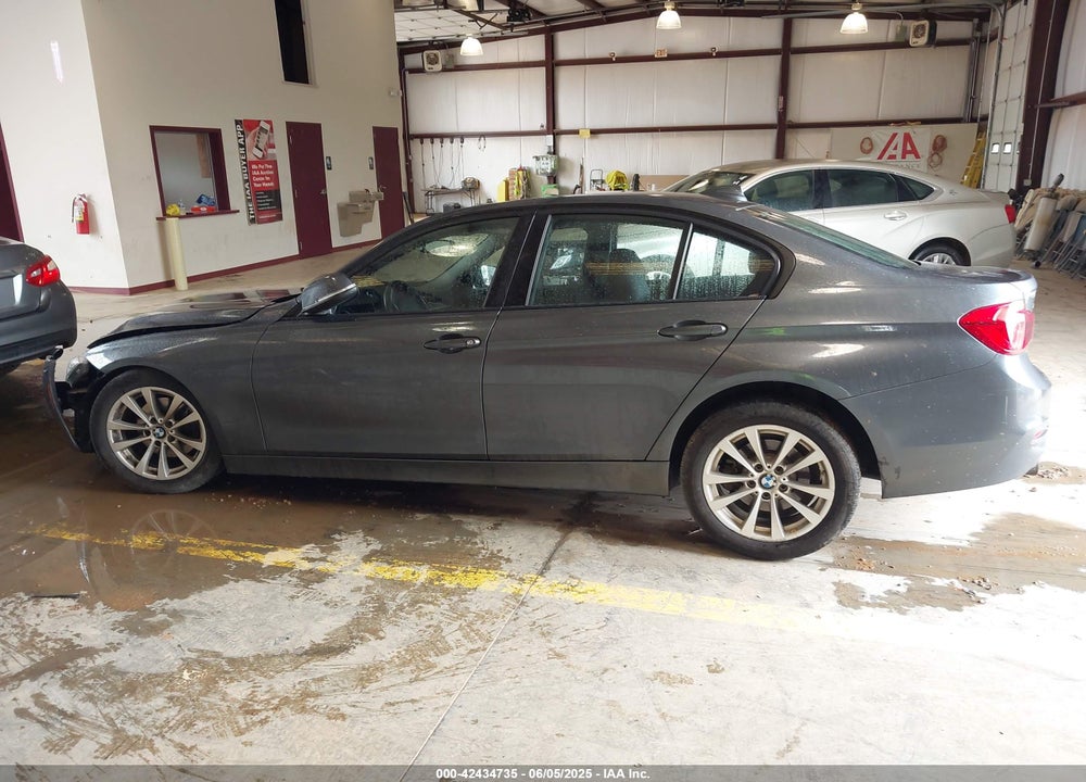 2017 BMW 3 SERIES VIN: WBA8E5G39HNU45088