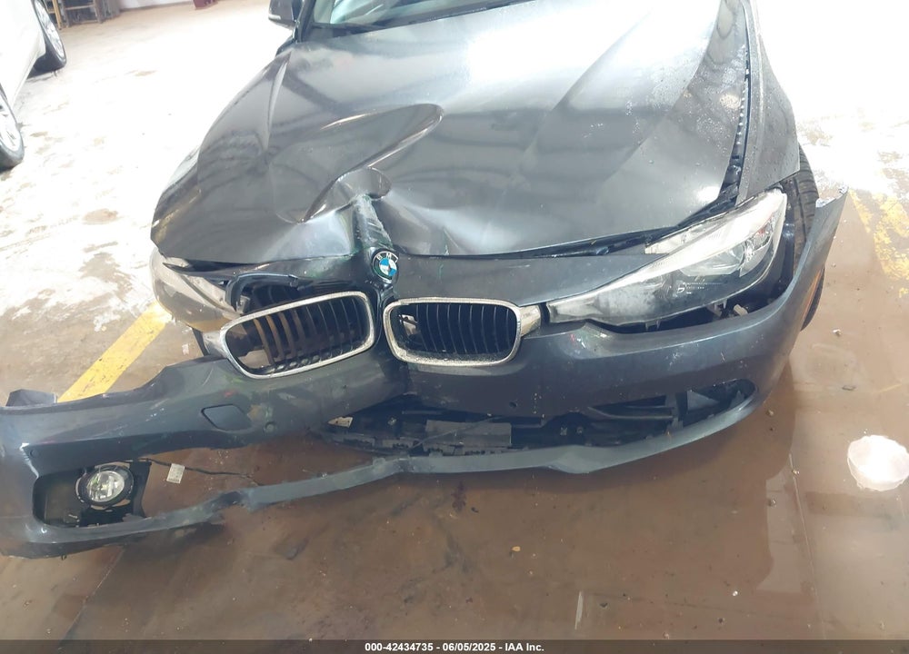2017 BMW 3 SERIES VIN: WBA8E5G39HNU45088