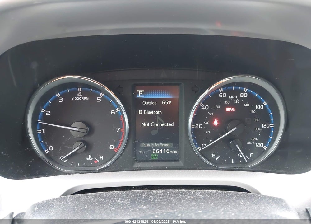2016 TOYOTA RAV4 XLE VIN: JTMRFREV5GJ078759