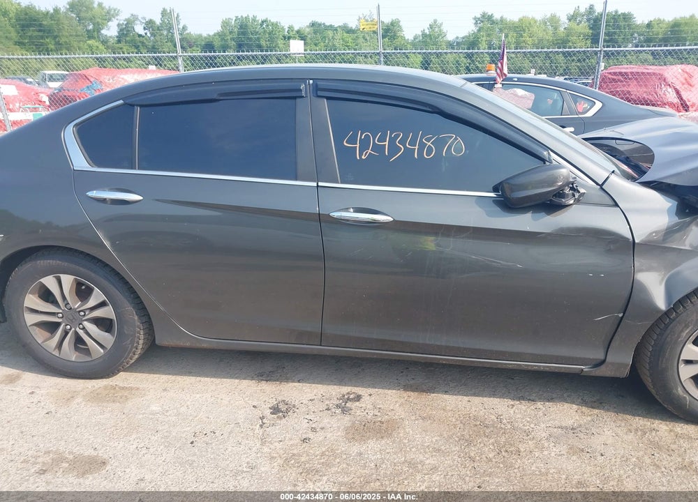 2013 HONDA ACCORD VIN: 1HGCR2F3XDA142230
