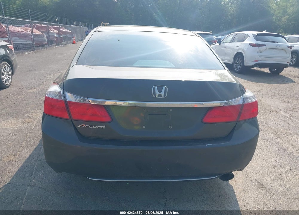 2013 HONDA ACCORD VIN: 1HGCR2F3XDA142230