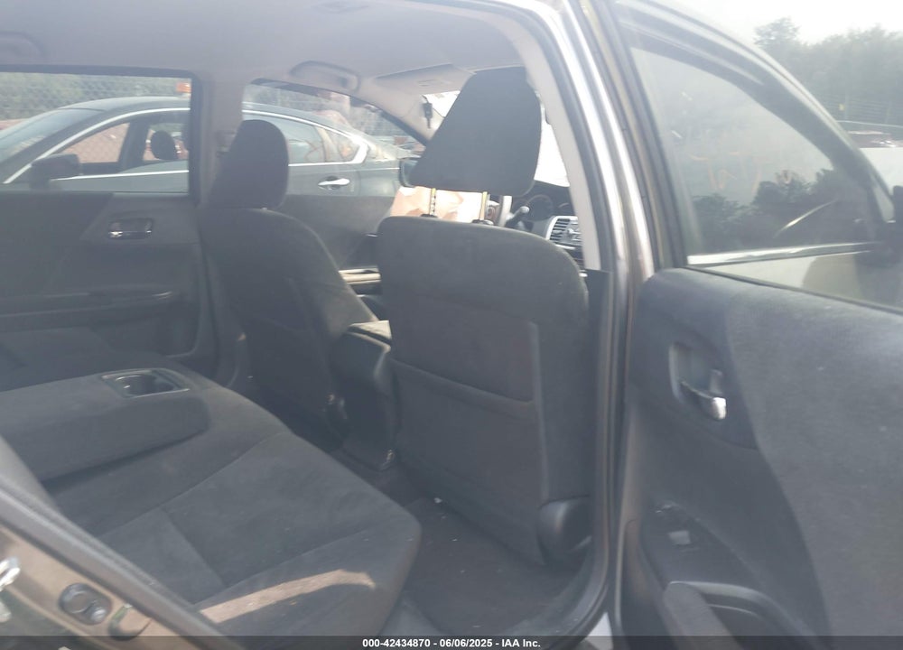 2013 HONDA ACCORD VIN: 1HGCR2F3XDA142230