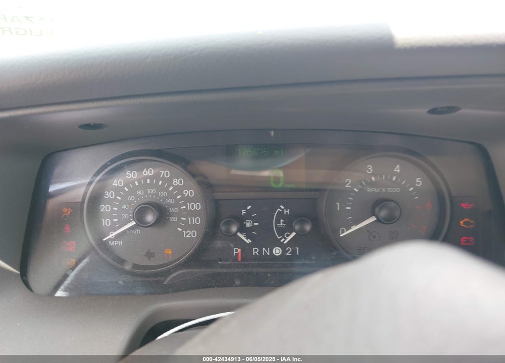 2009 MERCURY GRAND MARQUIS VIN: 2MEHM75V69X615606