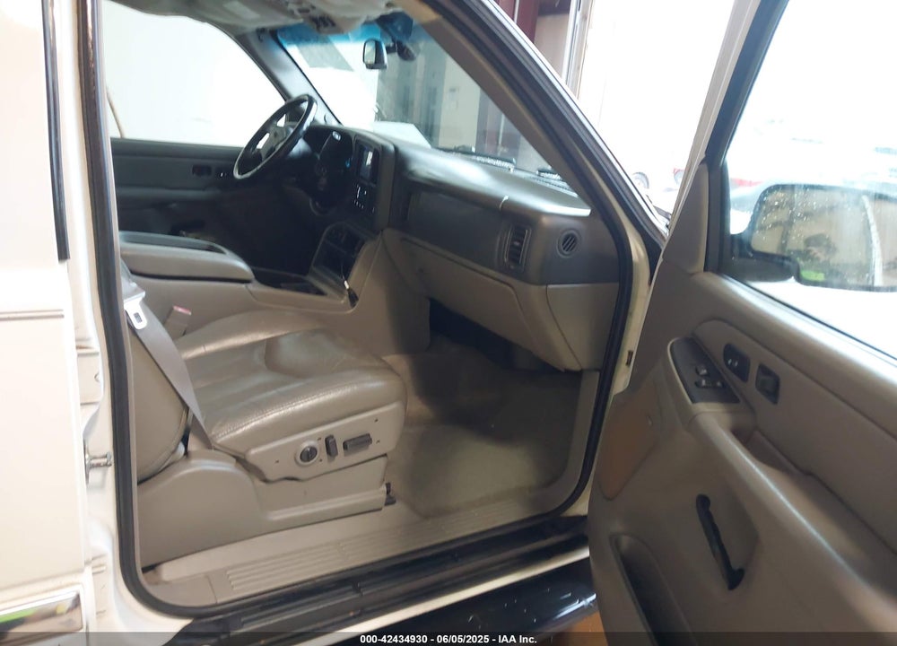 2006 GMC YUKON XL 1500 SLT VIN: 1GKFK16ZX6J129676