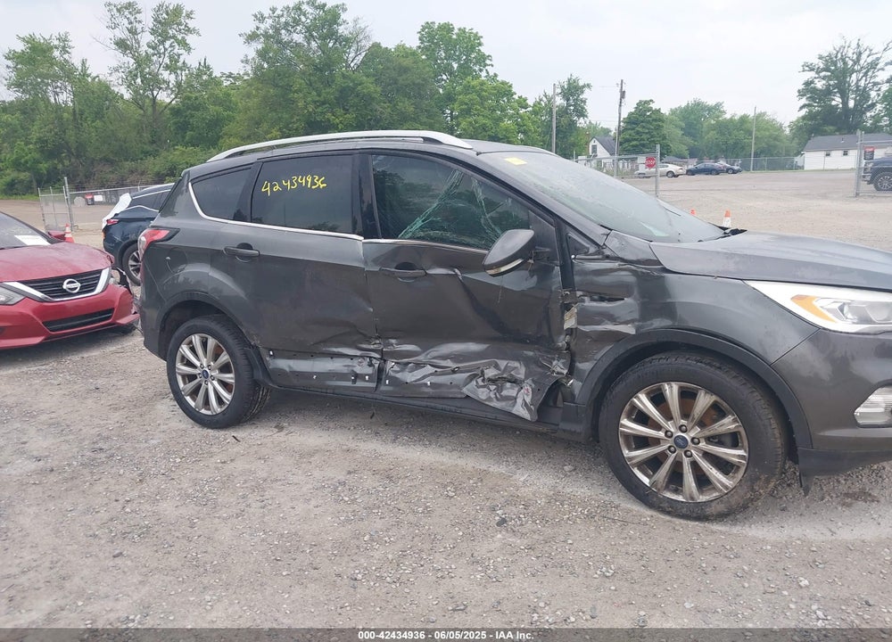 2017 FORD ESCAPE TITANIUM VIN: 1FMCU9J98HUC08324