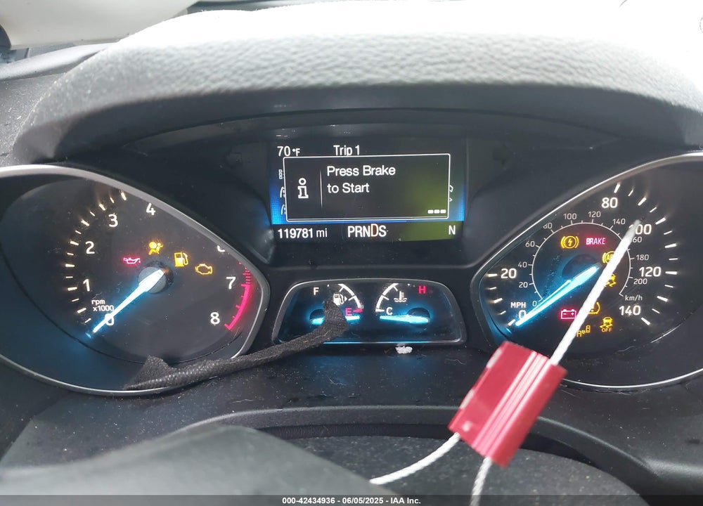 2017 FORD ESCAPE TITANIUM VIN: 1FMCU9J98HUC08324