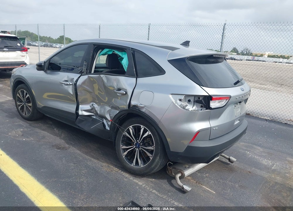 2022 FORD ESCAPE VIN: 1FMCU0G65NUB54890